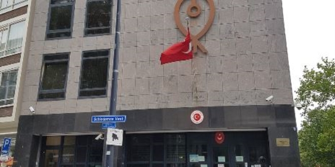 Rotterdam'daki Türk konsolosluğuna saldırı planlayan 4 kişi gözaltında