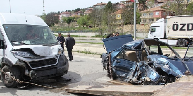 Samsun'da trafik kazas: 2 l, 2 yaral