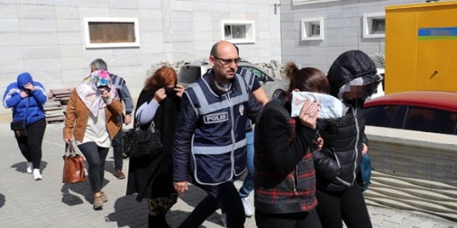 Samsun ve Ordu'da fuhu� operasyonu: 15 g�zalt�