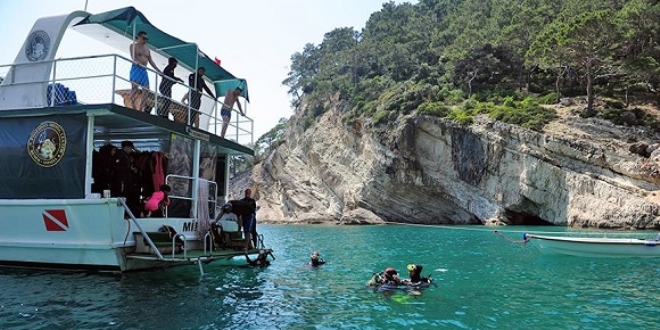 Dalış turizminin adresi Kemer