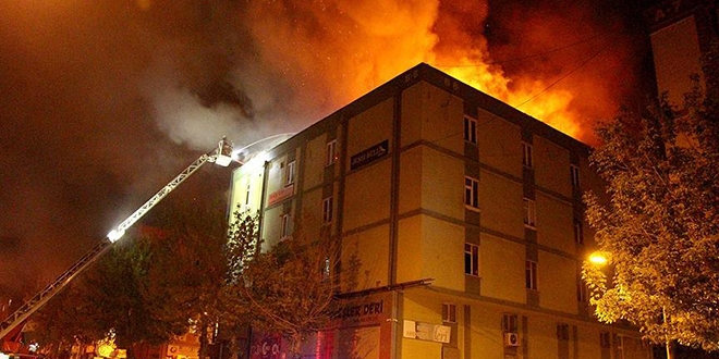 İstanbul'da sanayi sitesinde yangın