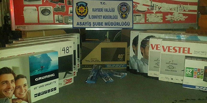 Çalıştığı firmadan 2 milyon liralık beyaz eşya çalmış