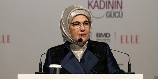 Emine Erdoğan: Kadın dostu olmayan yapılanmalarla mücadele etmeliyiz
