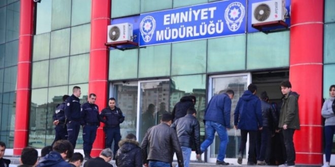 Van'da başkasının yerine sınava giren 9 kişi yakalandı