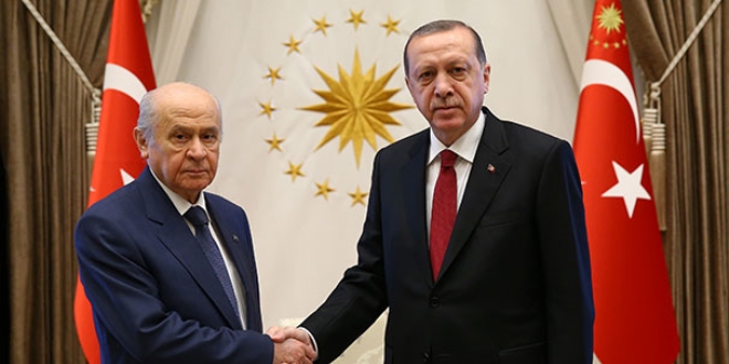 Bahçeli: MHP, Erdoğan'ın önşartsız yanında duracak