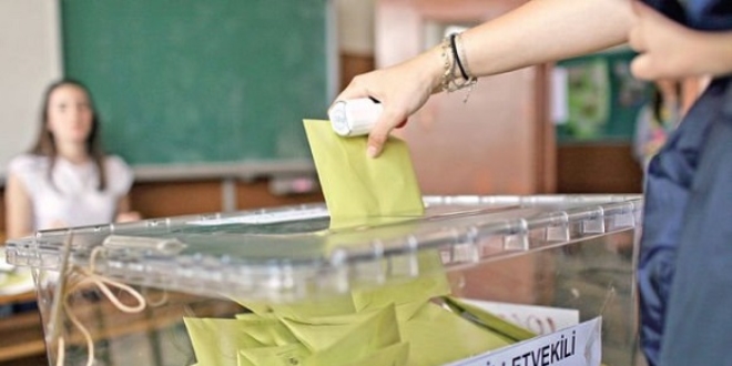 1 milyon 585 bin seçmen ilk kez sandığa gidecek