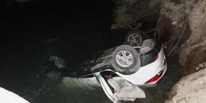 Sakarya'daki trafik kazas�nda 9 ayl�k bebek �ld�