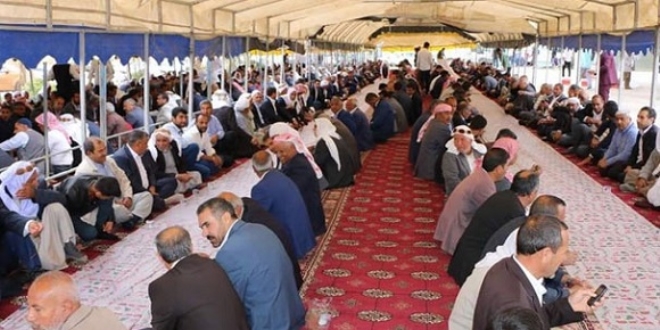 Belediye Ba�kan� o�lunu evlendirdi, d���ne binler kat�ld�!