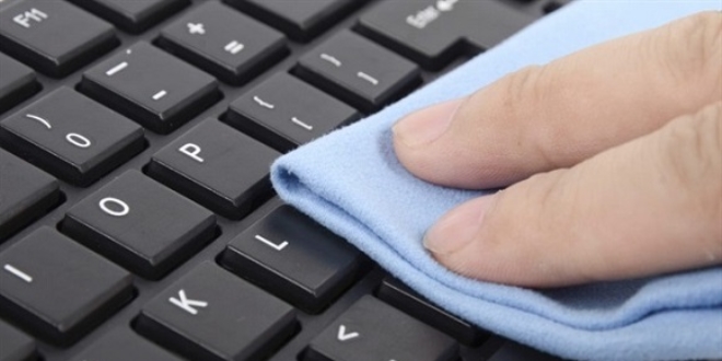 Klavyeler klozet kapa��ndan 400 kat daha pis