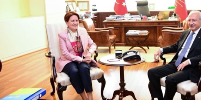 Akşener: Adaylığımı sürdürüyorum