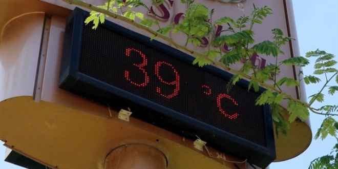 Adana'da termometreler 39 dereceyi gösterdi