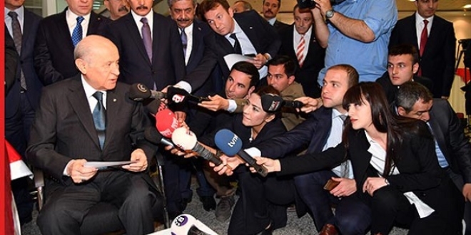 Bahçeli: Abdullah Gül'ün ikazlara uyması lazım