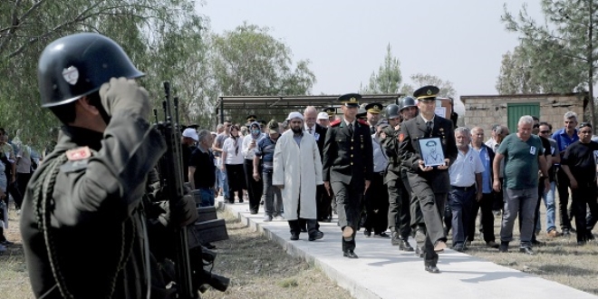 K�br�s �ehidine 55 y�l sonra cenaze t�reni