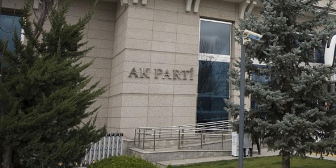 AK Parti'ye 4 günde 3 bin 500 başvuru yapıldı