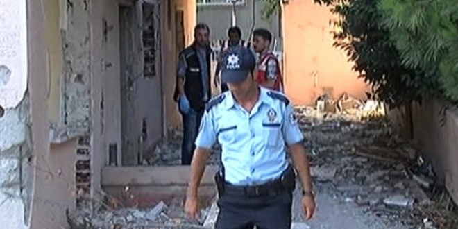 Ka��thane'de helikopter destekli narkotik uygulamas�