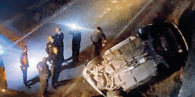 Gasp edip u�urumdan yuvarlad�lar