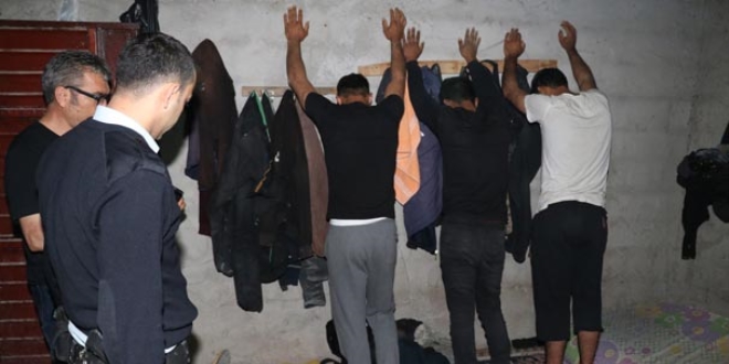 Adana'da DEAŞ'a '1 Mayıs' operasyonu