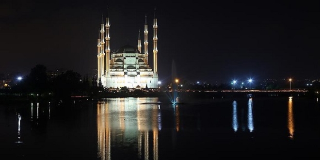 Yar�n Berat Kandili