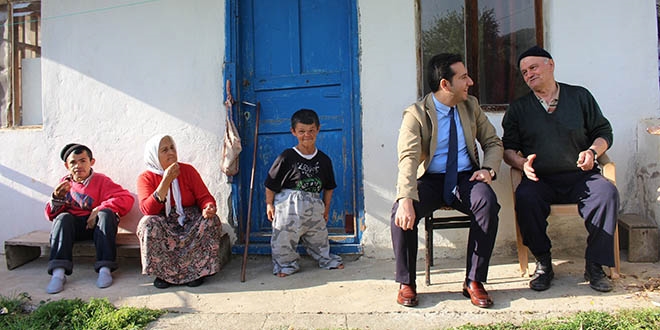 Kaymakam'ı karşısında görenler gözyaşlarını tutamadı