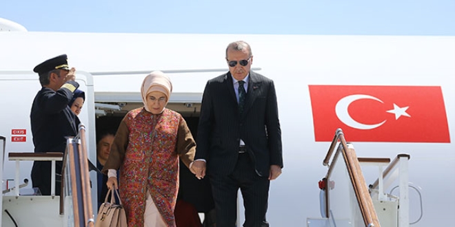 Cumhurbaşkanı Erdoğan Güney Kore'ye geldi