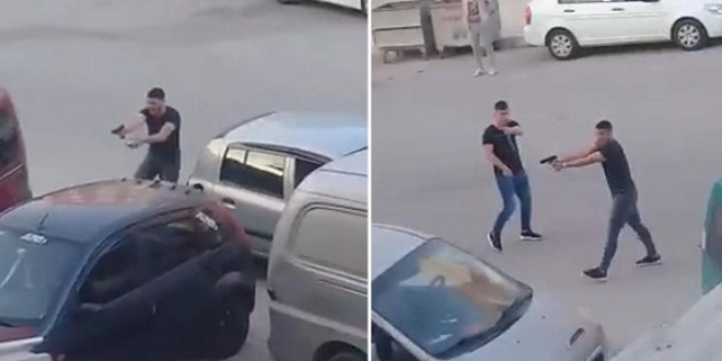 İzmir'de sokak ortasında çatışma