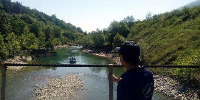 Kelkit çayına düşen muhtara 1 haftadır ulaşılamıyor