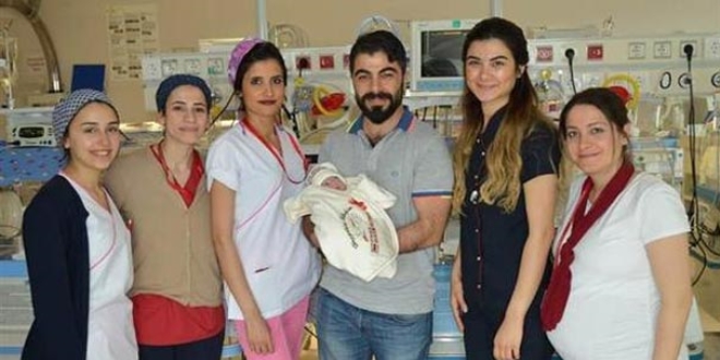 690 gram do�du! Bir mucizeye imza att�