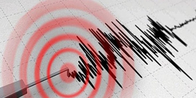 anakkale'de 4,3 byklnde deprem meydana geldi