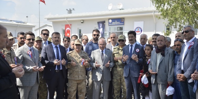 Ter�r sald�r�s�nda tahrip olan karakol yeniden in�a edildi