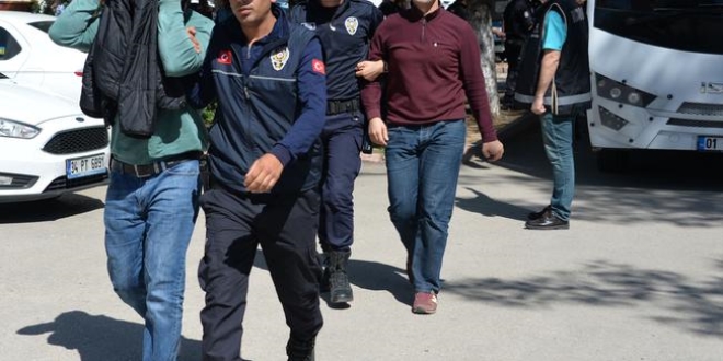 Giresun'da FET Operasyonu: 27 zanldan 3' tutukland
