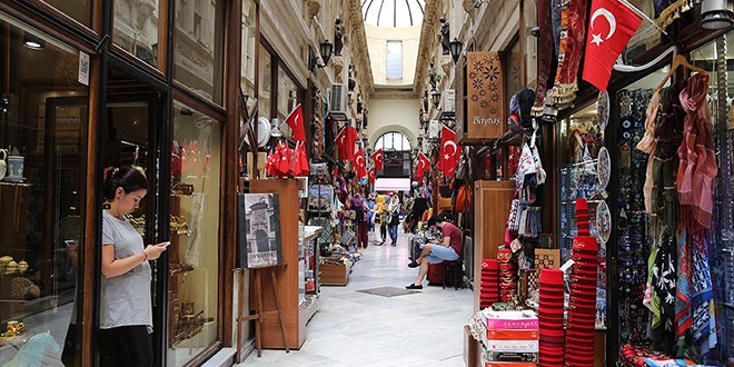 Ofis ve ma�aza kiralar� y�zde 22 geriledi