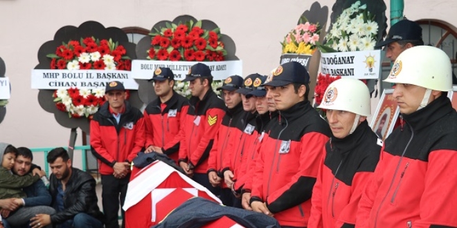 �ehit itfaiye erleri son yolculu�una u�urland�