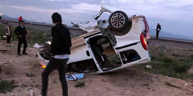 Kayseri'de trafik kazası: 2 ölü, 6 yaralı