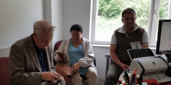 Esnaf�n duyarl� davran��� Amerikal� turisti duyguland�rd�