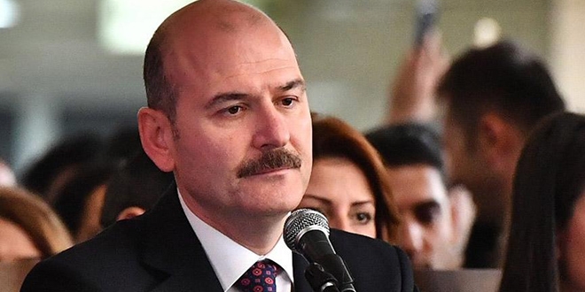 'Geldiğimiz makamlar bizi insanlığımızdan ayırmamalı'