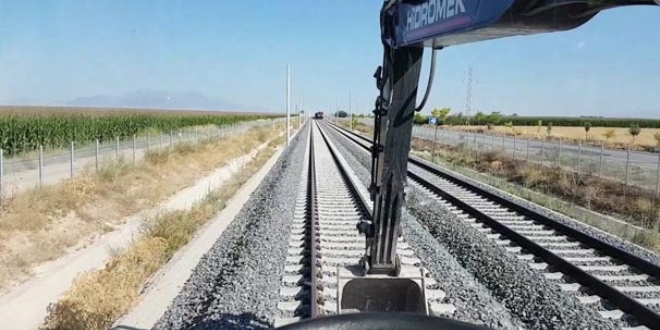 Konya - Karaman tren hattında yüksek gerilim uyarısı
