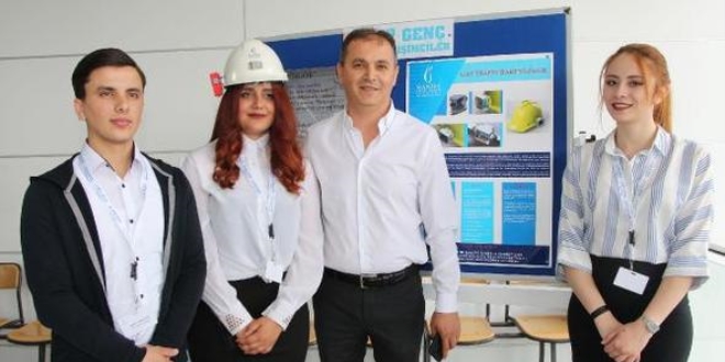 Öğrencilerinden maden kazalarına karşı gaz ölçüm bareti