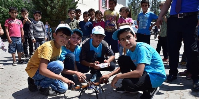 Köy okulu öğrencileri başardı