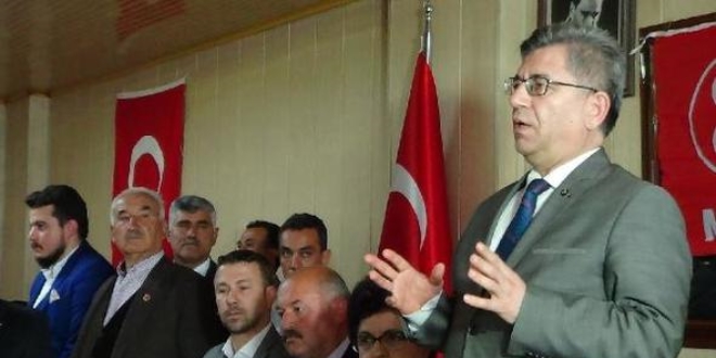 'Genel Başkanın sırtında bıçaklanmadık yer kalmadı'