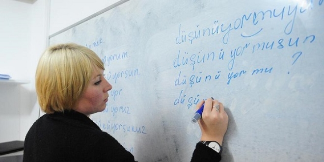 T�rk�e resmiyetini 741 y�l �nce kazand�