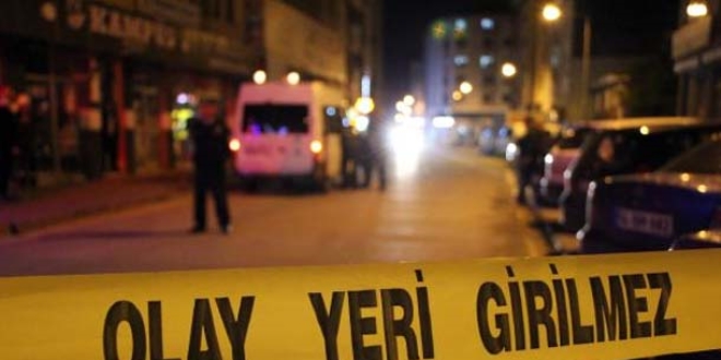 İzmir'de silahlı saldırı: 1 ölü, 3 yaralı