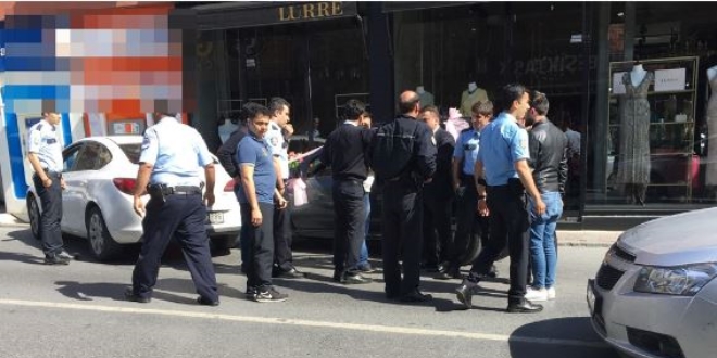 Düğün salonu yerine karakola gittiler