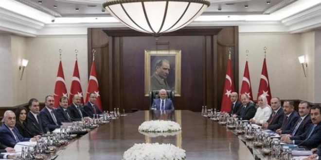 Bakanlar Kurulu, Başbakan başkanlığında toplandı