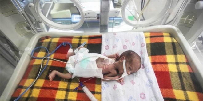 Gazze'de Filistinli bir bebek ehit oldu