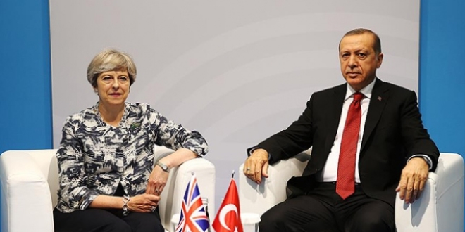 Erdoğan, İngiltere Başbakanı'na FETÖ listesi verdi