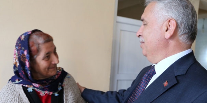 Varto'lu nine 'alt�n k�pe' istedi, Vali talimat verdi