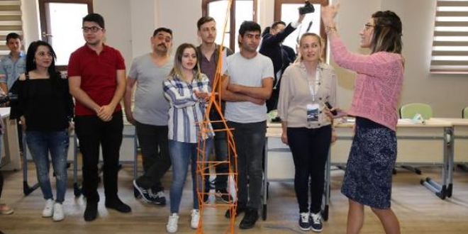 Adliye personeline 'öfke kontrolü' değitimi