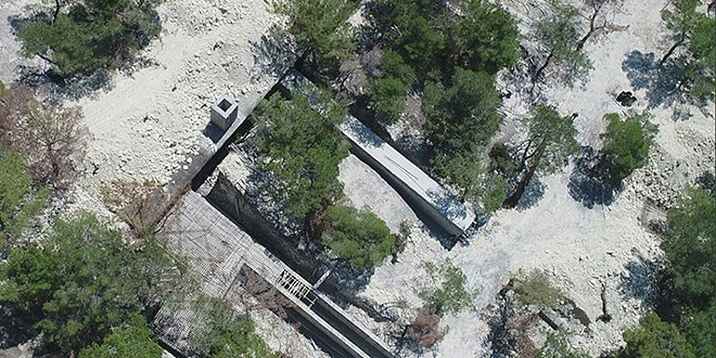 Afrin'de korumalı terörist kampı bulundu