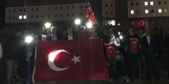 Van'da KYK öğrencilerinden Kudüs'e koreografili destek