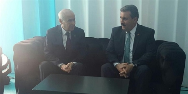 Parti liderleri Yenikapı'da